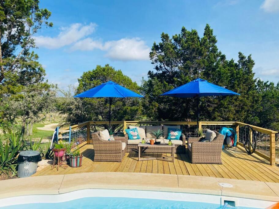 Cottage With Hot Tub And Pool Bandera, Tx. ภายนอก รูปภาพ